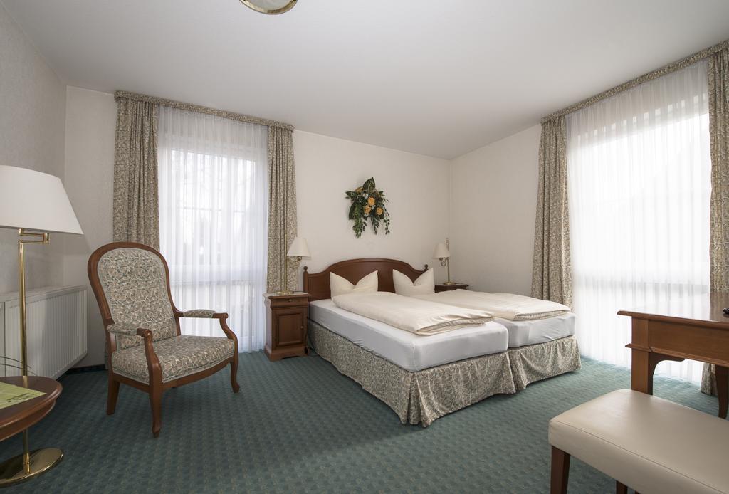 Land-Gut-Hotel Rohdenburg Lilienthal  الغرفة الصورة